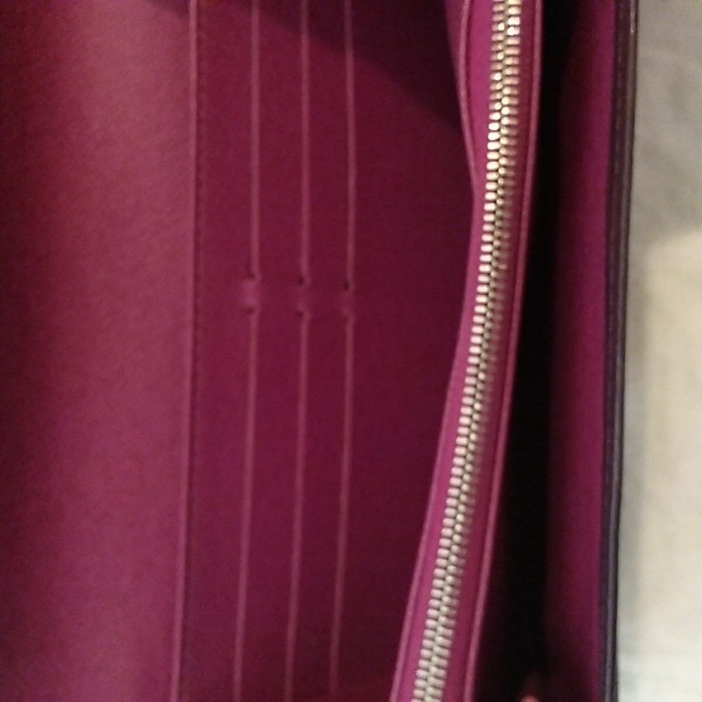 LOUIS VUITTON Epi Long Wallet, Plum EUC - Picture 9 of 13